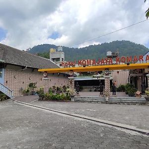 Komajaya Komaratih Hotel